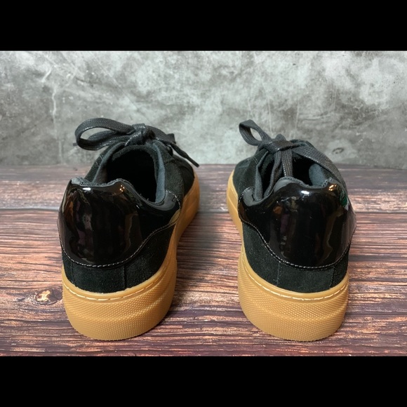 Steve Madden ~ Winnie Harlow x All Now Sneaker - Picture 2 of 9